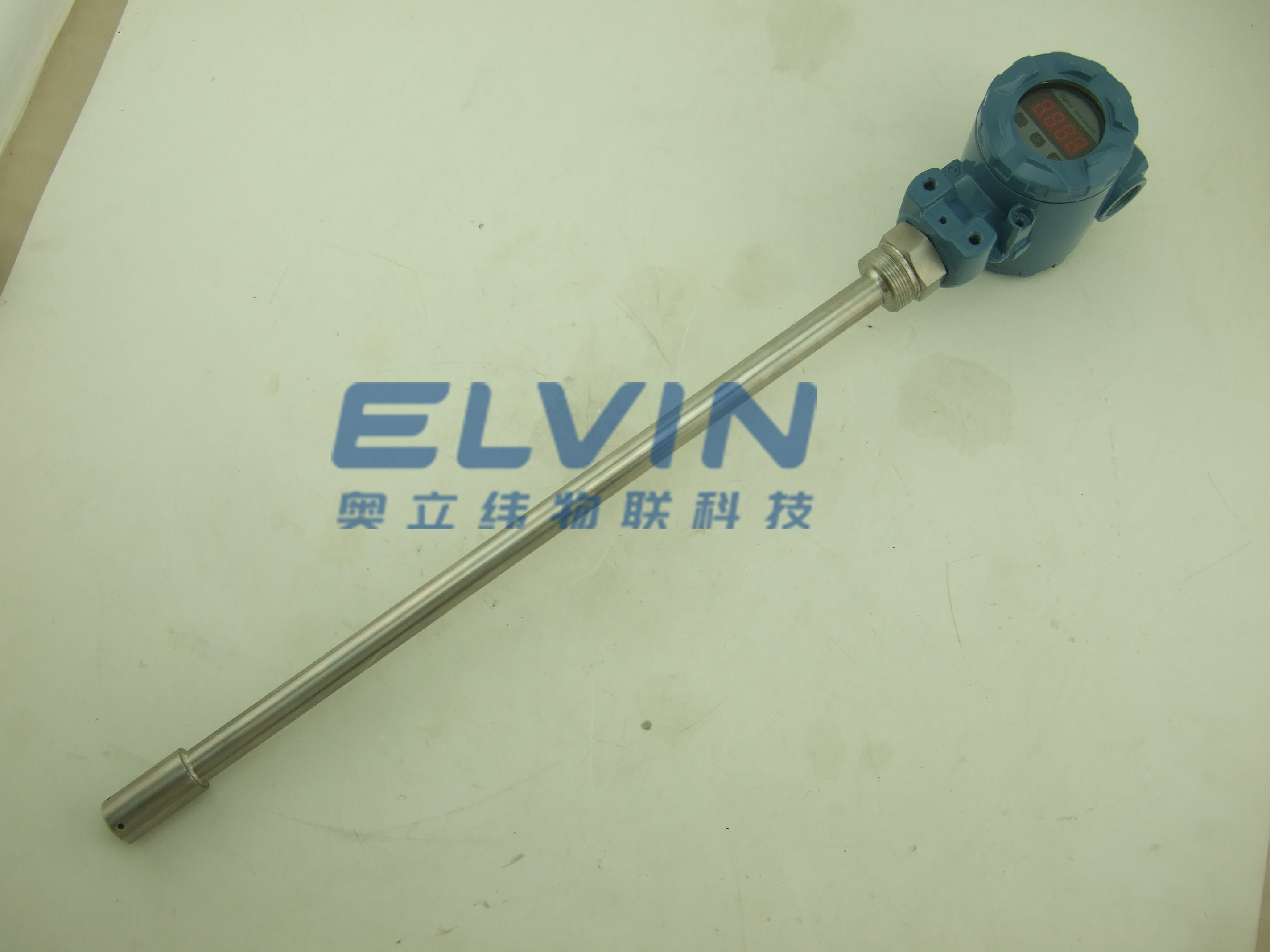 ELV202铠装插入式液位变送器